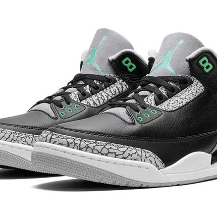 Air Jordan Air Jordan 3 Retro Green Glow - CT8532-031 / DM0967-031