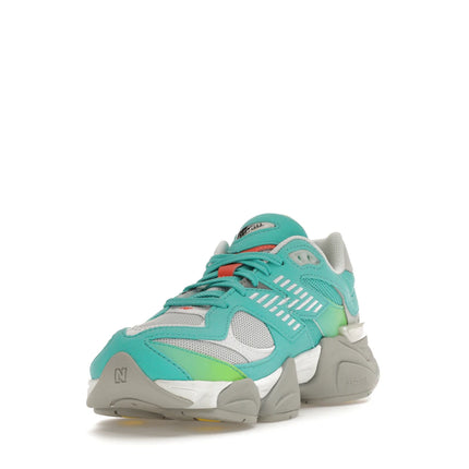 9060 DTLR Cyan Burst - U9060DBT