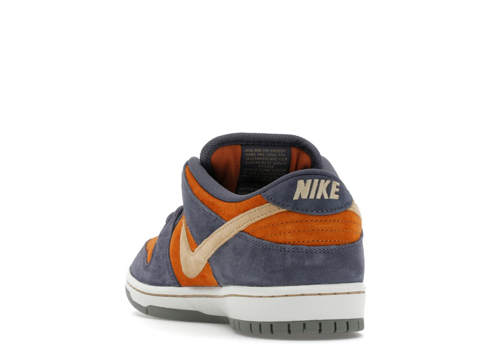 SB Dunk Low Light Carbon Monarch - HF3063-002