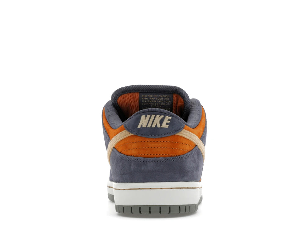 SB Dunk Low Light Carbon Monarch - HF3063-002