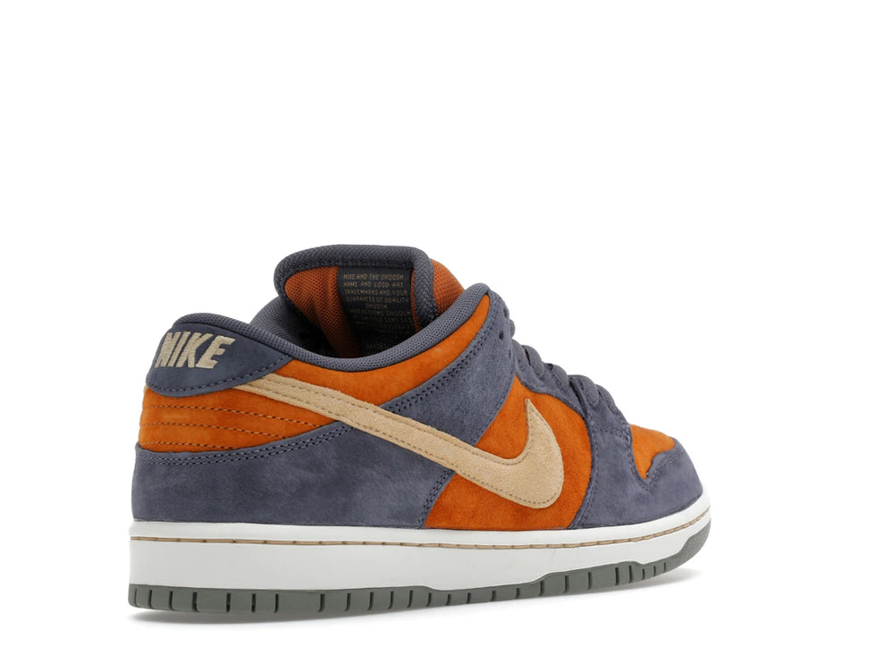 SB Dunk Low Light Carbon Monarch - HF3063-002