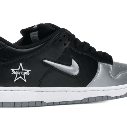 SB Dunk Low Supreme Jewel Swoosh Silver - CK3480-001